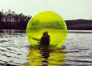 Acqua gonfiabile gigante gialla/blu gioca la palla umana della bolla dell'acqua