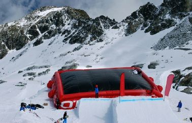 Giocattoli gonfiabili all'aperto dell'airbag di Customzied per il gioco dello snowboard
