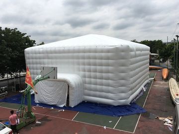 Struttura edile bianca dell'aria della tenda gonfiabile gigante eccellente durevole per l'evento/partito