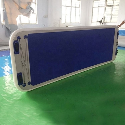 Tappetino gonfiabile galleggiante gonfiabile per ginnastica in acqua con pista d'aria gonfiabile in tessuto Drop Stitch