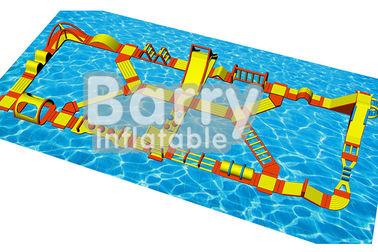 Corsa ad ostacoli di galleggiamento gonfiabile dei giochi dell'acqua con la tela cerata del PVC di 0.9mm Platone