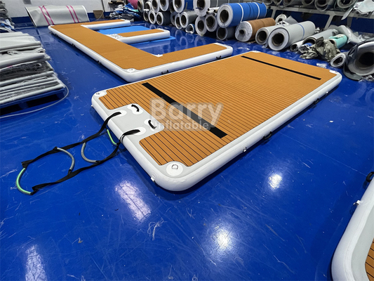 Sole Bagno Nuoto Giocare Wakeboard colore personalizzato Dock gonfiabile con finitura in teak e alta capacità