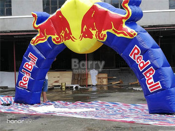 Stampa unica Commerical che annuncia gli arché gonfiabili di Red Bull per la cerimonia di apertura