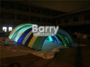 Tenda gonfiabile bianca impermeabile per l'evento, tenda su misura del tunnel di esplosione LED