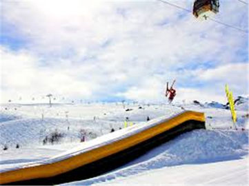 Grande airbag gonfiabile all'aperto su ordinazione di salto con la rampa per lo sci o acrobazia della bici di Bmx o FMX