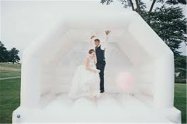 Camera di salto del castello rimbalzante gonfiabile bianco speciale all'aperto di nozze per il partito
