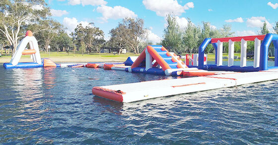 Giochi gonfiabili del parco dell'acqua del lago/campo da giuoco di galleggiamento acqua gonfiabile