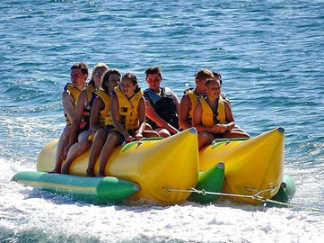 Crogiolo gonfiabile di barca di banana degli sport acquatici/banana del doppio per i giochi gonfiabili dell'acqua