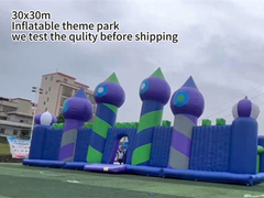 30x30m Big Bounce Amusement Park Parco a tema gonfiabile Bounce House Area di gioco