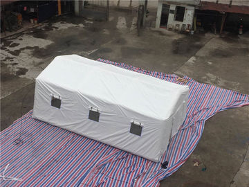 Del PVC dell'aria tenda gonfiabile bianca di emergenza strettamente, tenda medica dell'esercito gonfiabile dell'ospedale