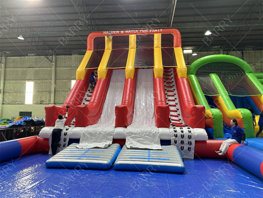 Casa gonfiabile all'aria aperta grande casa gonfiabile per adulti bambini scivolo in PVC con piscina parco acquatico gonfiabile per divertimento parco divertimento