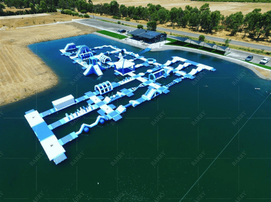 Parco acquatico a lago gonfiabile personalizzabile con materiale in PVC
