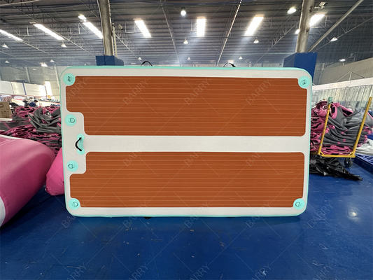 3×1.8x0.15m Dimensione personalizzata Colore disponibile Dock galleggiante gonfiabile per il tempo libero in yacht