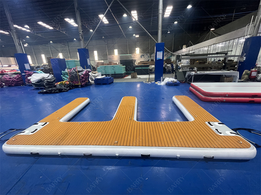 Alta qualità personalizzazione Dock gonfiabile Deck E Forma piattaforma galleggiante Air Pontoon Dock gonfiabile