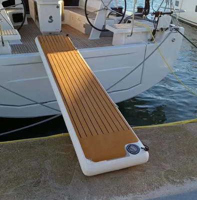 Materiale DWF + EVA per esterni Pontoon gonfiabile per corridoio Jet Ski Piattaforme galleggianti