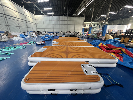 Piattaforma per imbarcazioni a motore gonfiabile a puntura bassa Piattaforma di attracco di yacht