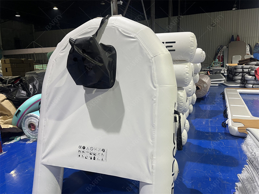 Dock galleggiante gonfiabile a forma di U per motoscafi