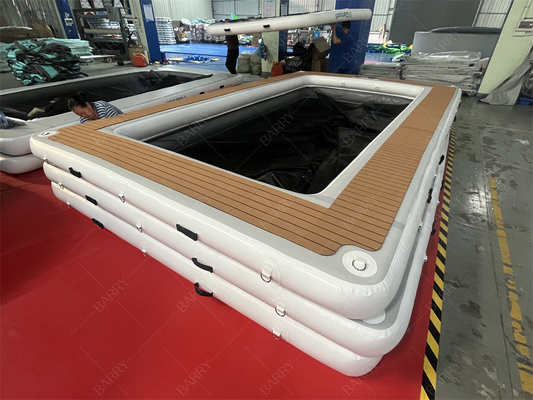 Nuova piscina galleggiante gonfiabile portatile piscina protettiva anti-oceano piscina con recinto di reti per yacht