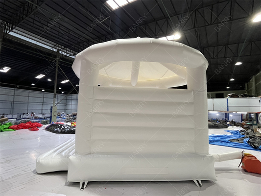 5x4.5x4.5m White Indoor Inflatable Bouncers With Cover Inflatable Jump Houses per il matrimonio