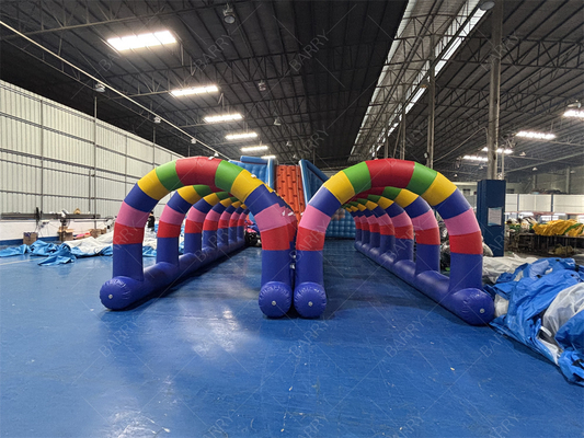 Tunnel gonfiabile con spruzzi d'acqua da 32,8 piedi per eventi estivi