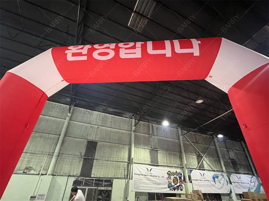 Arco di linea di arrivo gonfiabile personalizzato con illuminazione a LED