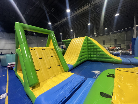 Attrezzatura per giochi d'acqua Gioco Personalizzato Commerciale Esterno Nuovo Verde Parco Acquatico Galleggiante Gonfiabile per Mare