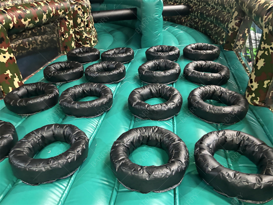 Ostacolo gonfiabile mimetico per giochi, colore mimetico militare, percorso a ostacoli per il campo di addestramento dell'esercito