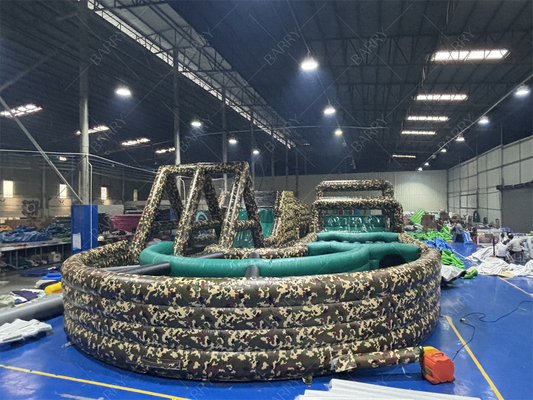 Ostacolo gonfiabile mimetico per giochi, colore mimetico militare, percorso a ostacoli per il campo di addestramento dell'esercito