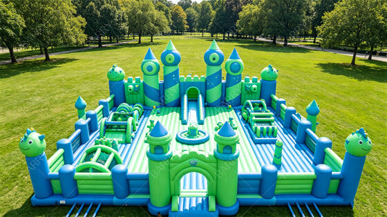 Parco giochi gonfiabile per dinosauri di livello commerciale - Grande castello a rimbalzo con percorso di ostacoli e scivolo, perfetto per affitto di feste, parchi di divertimento ed eventi