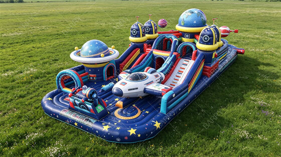 Purple Galaxy Moon Base Inflatable Playground. Un castello spaziale a rimbalzo di livello commerciale con scivoli, luna e caratteristiche astronautiche.