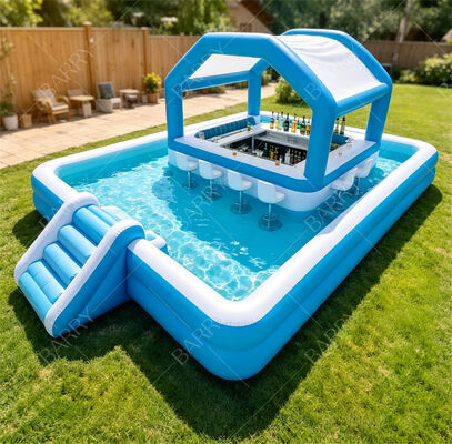 Ultimate Backyard Water Party Station Bar galleggiante gonfiabile con scivolo e tetto