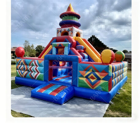 Castello gonfiabile gonfiabile di carnevale geometrico con doppi scivoli - Centro giochi per bambini di livello commerciale