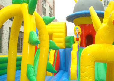Castello rimbalzante gonfiabile Colourful su misura, campo da giuoco gonfiabile dei bambini