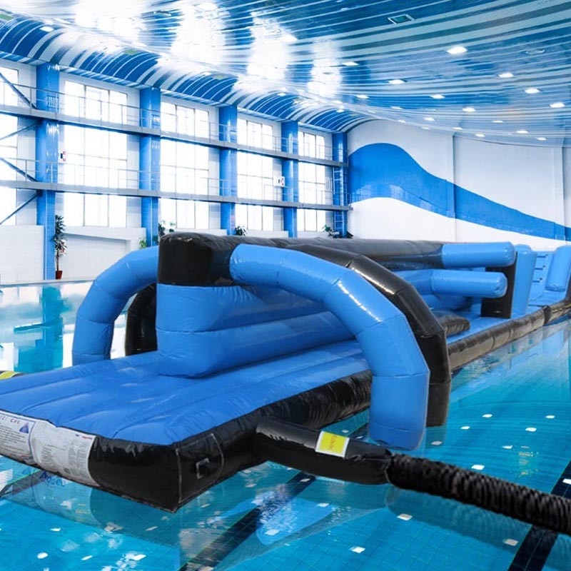 Corso di ostacoli per giocattoli d'acqua gonfiabili per piscina 13M Bianchetto nero e blu piscina gonfiabile Aqua Run