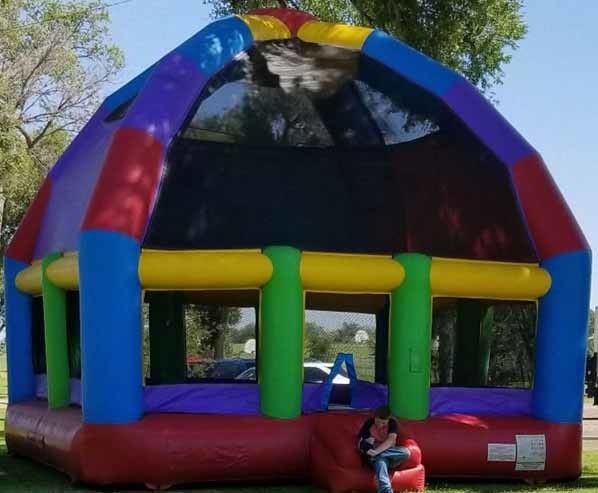 Casa a rimbalzo per adulti in pvc di qualità commerciale in affitto per feste