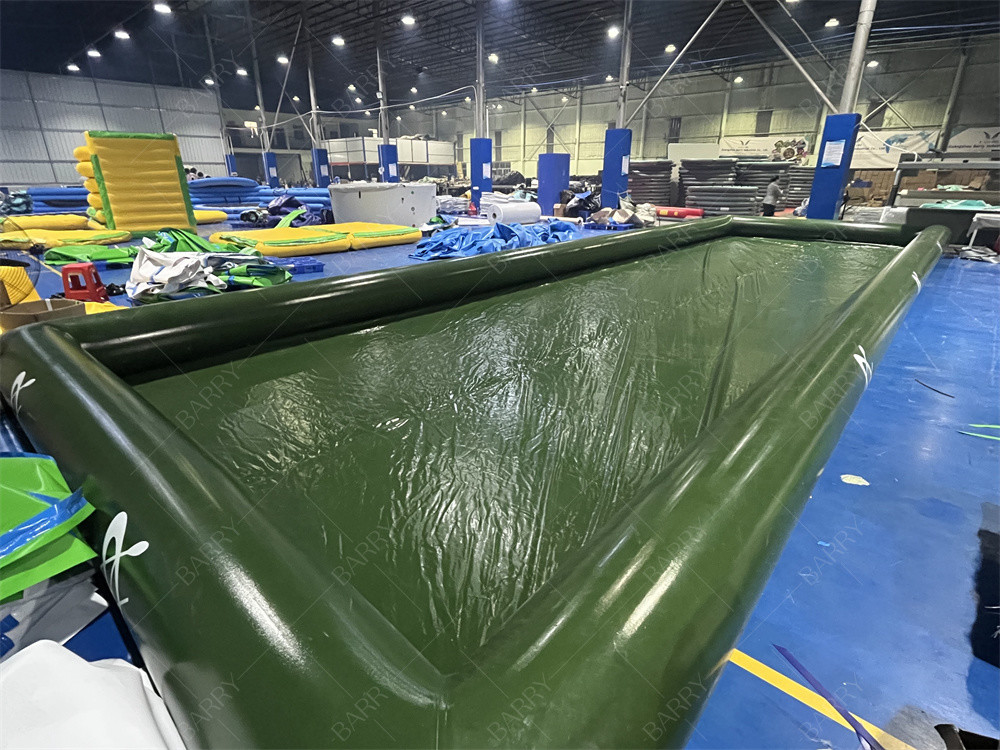 Gioco di palla d'acqua per uso familiare piscina gonfiabile verde per barca a remi