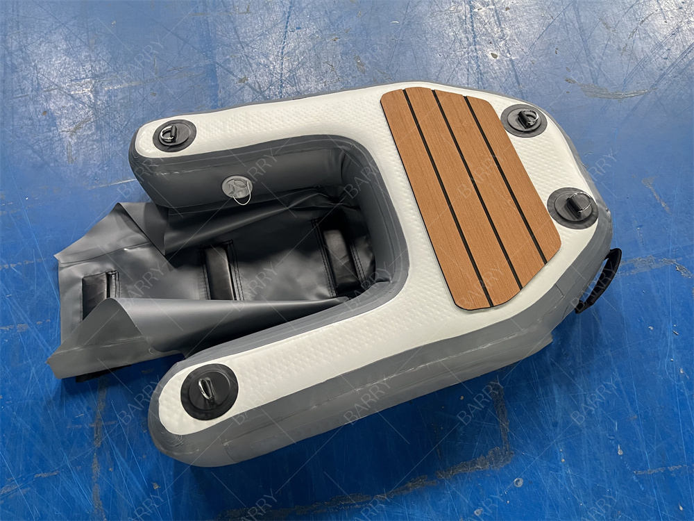 Rampa per cani gonfiabile personalizzabile con pompa ad aria