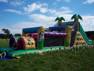 Giungla enorme gonfiabile Inflatables di funzionamento EN14960 di corsa ad ostacoli dei bambini
