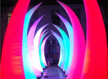 Il bello ponte ha condotto il tipo gonfiabile della zanna di illuminazione per il partito romantico