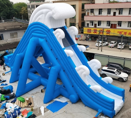 Acquascivoli gonfiabili del gigante di tema del fumetto per il materiale all'aperto adulto della tela cerata del PVC