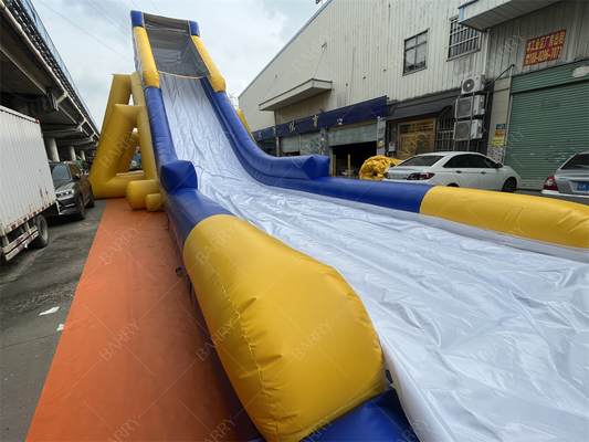 Scivolo d'acqua gonfiabile gigante commerciale 30x10,6 m in PVC per parchi a tema