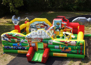 Campo da giuoco dei buttafuori del bambino della costruzione dei costruttori di Multiplay di divertimento piccolo