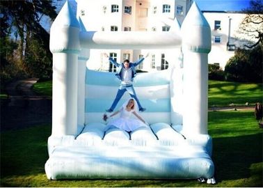 Buttafuori gonfiabili di colore bianco e blu, buttafuori gonfiabili di nozze da vendere